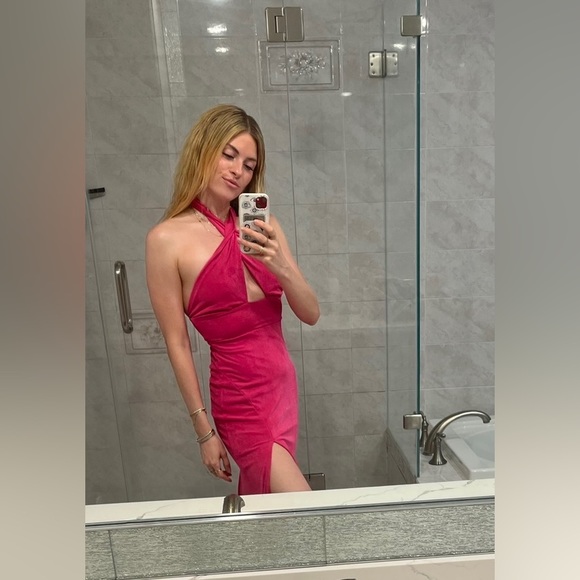 F 21 criss cross midi halter dress PINK. Sold out in this color! - Picture 7 of 7